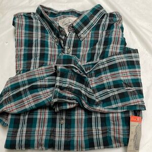 St. John’s Bay Men’s dress shirt XXL